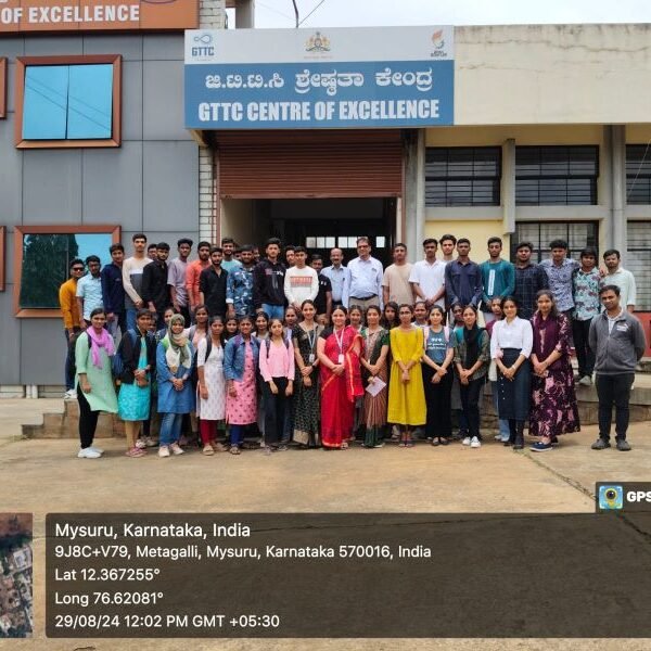 MITDC first years BCA students Visit to GTTC 1